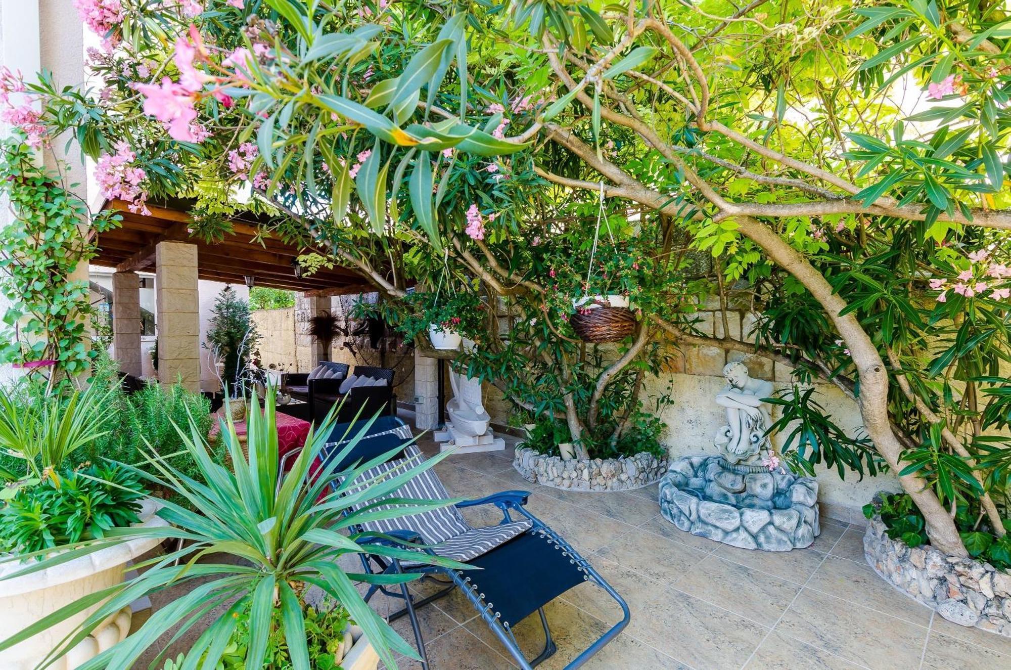 Apartments Villa Aura - Adult Only Dubrovnik Exteriör bild