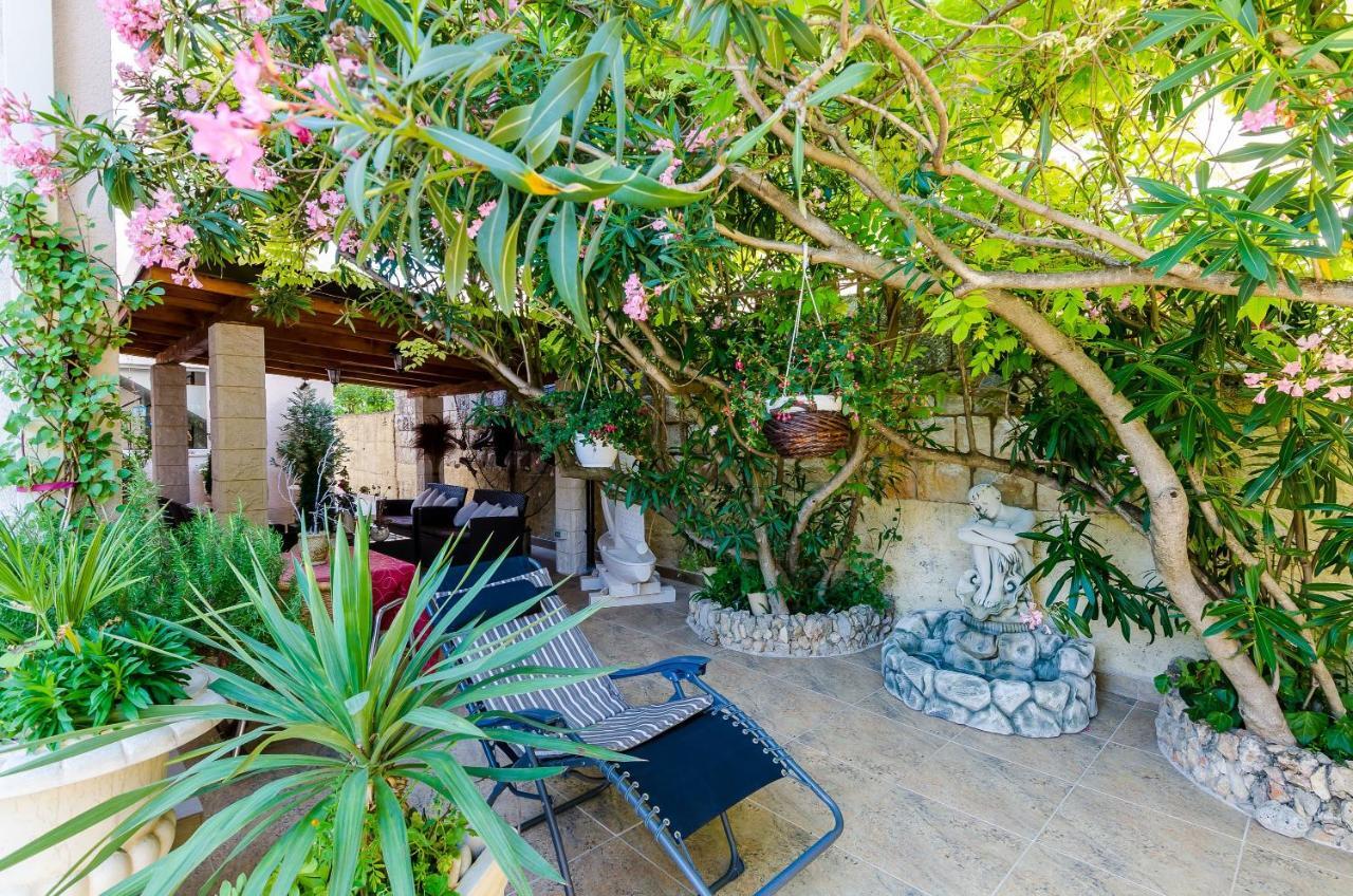 Apartments Villa Aura - Adult Only Dubrovnik Rum bild